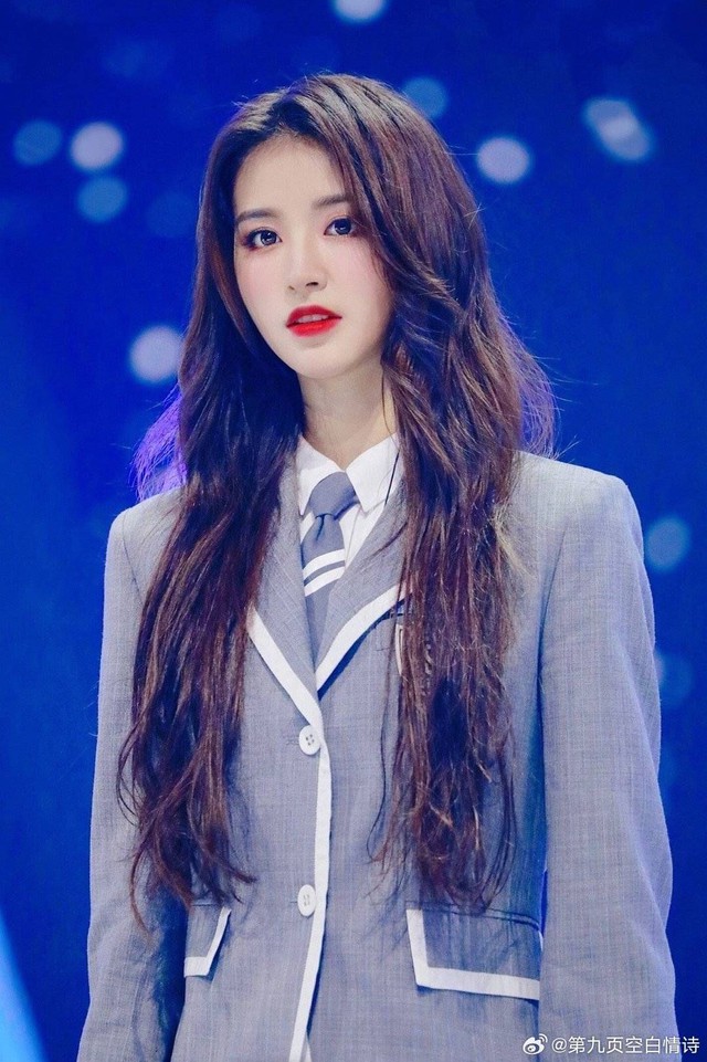 Mỹ nhân có tỷ lệ khuôn mặt đẹp nhất showbiz gây bão với ngoại hình sốc, soi visual mới thấy giải nghệ là quá đúng- Ảnh 3.