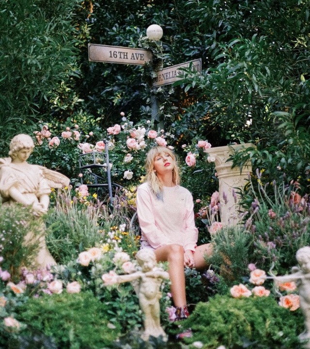 Địa điểm cầu hôn của Taylor Swift khiến thiên hạ phát điên, gọi Travis Kelce là "trai ngôn tình số 1 thế giới"!- Ảnh 4.
