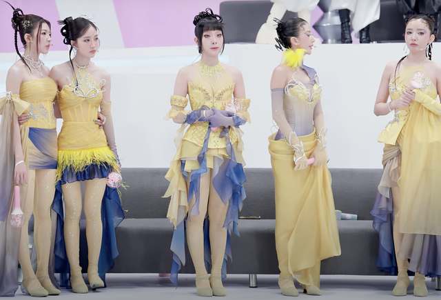 Em Xinh Say Hi loại sốc 6 người, Bích Phương "banh team"?- Ảnh 3.