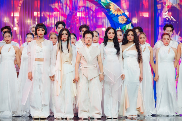 Miu Lê khóc nức nở tại Em Xinh, Trấn Thành dỗ dành theo cách “không giống ai”- Ảnh 1.