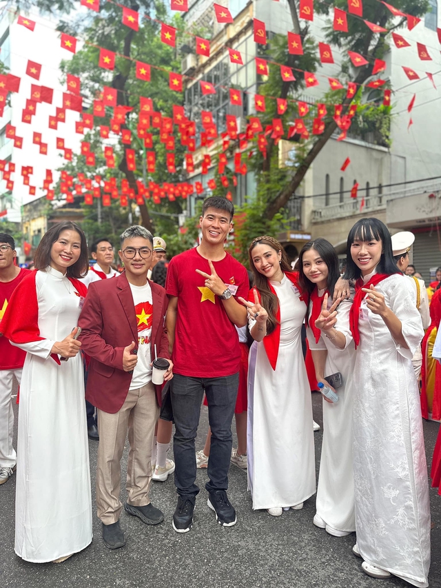 Ngắm dàn VĐV hot nhất Việt Nam Duy Mạnh, Quả bóng vàng Ngọc Châm tại Tổng duyệt Đại lễ 2/9- Ảnh 3.