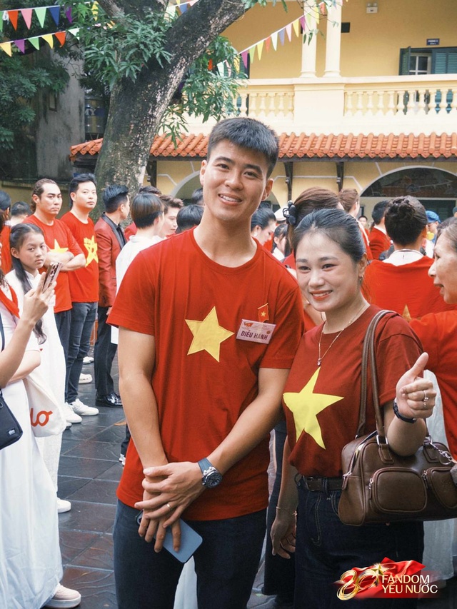 Duy Mạnh: "Vinh dự khi được biểu diễn tại Quảng trường Ba Đình ngày 2/9, cảm nhận sâu sắc tình yêu nước và trách nhiệm"- Ảnh 1.