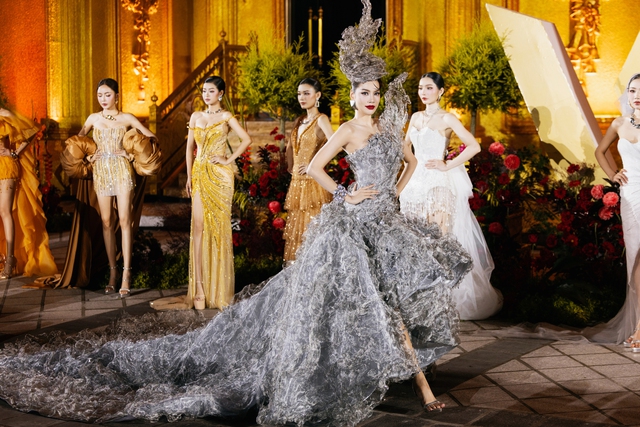 Hoa hậu Lê Hoàng Phương hoá công chúa lộng lẫy cùng dàn hậu ‘gây thương nhớ’ tại Vietnam Beauty Fashion Fest- Ảnh 6.