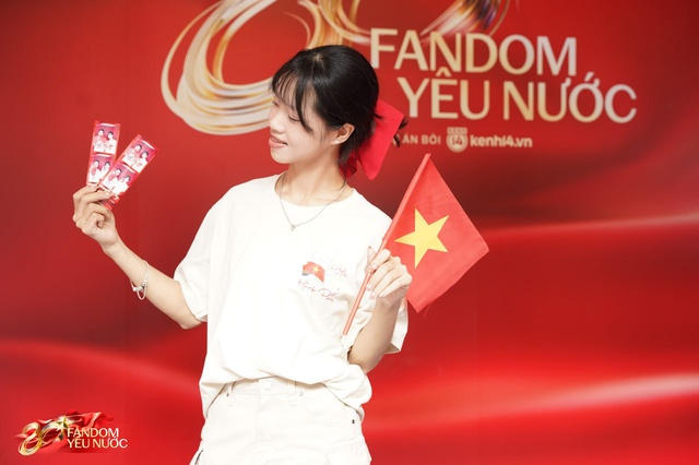 Hình ảnh vui nhất lúc này ở phố đi bộ Hồ Gươm- Ảnh 9.