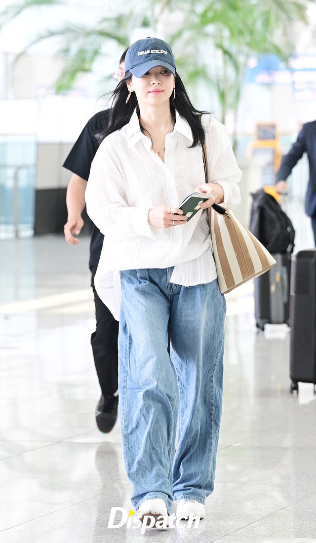 Cao 1m61 như Song Hye Kyo tưởng không "cân" được quần ống rộng, nhưng hóa ra cô mặc rất đẹp- Ảnh 9.