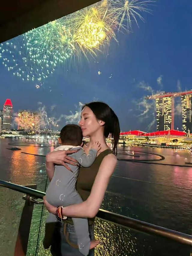 Nữ doanh nhân làm mẹ đơn thân, với khối tài sản ròng 73.000 tỷ: Vướng tin đồn là "bé ba"?- Ảnh 3.