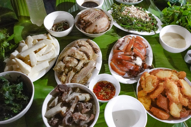 Jun Phạm về Bản Liền cùng bà con trồng loại cây đặc sản, chị Thông tiết lộ thời điểm có thể "order" ăn thử- Ảnh 8.