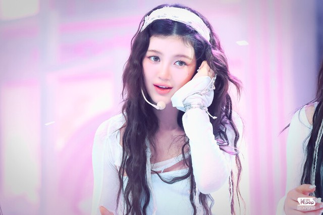 Bị triệt đường làm idol, nữ thần lai nhóm NewJeans "về vườn" kết hôn luôn rồi?- Ảnh 6.