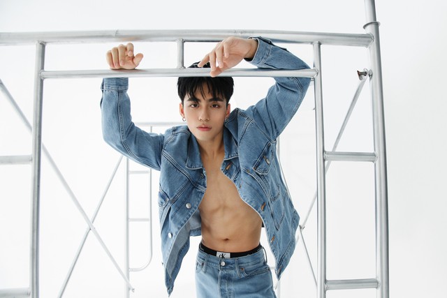 4 cậu em cực phẩm của dàn sao Việt: Mỗi lần xuất hiện là hot hòn họt, top 1 không có gì bàn cãi- Ảnh 3.