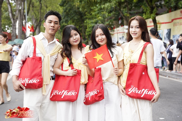 Lên "full giáp" Yêu Nước đến concert Quốc gia ngay bây giờ, 80 năm có 1 lần phải thế!- Ảnh 3.
