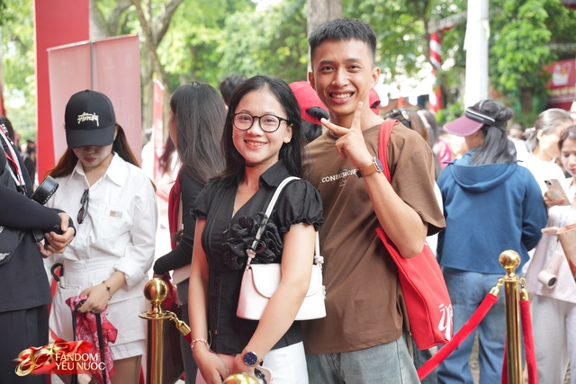 Lên "full giáp" Yêu Nước đến concert Quốc gia ngay bây giờ, 80 năm có 1 lần phải thế!- Ảnh 14.