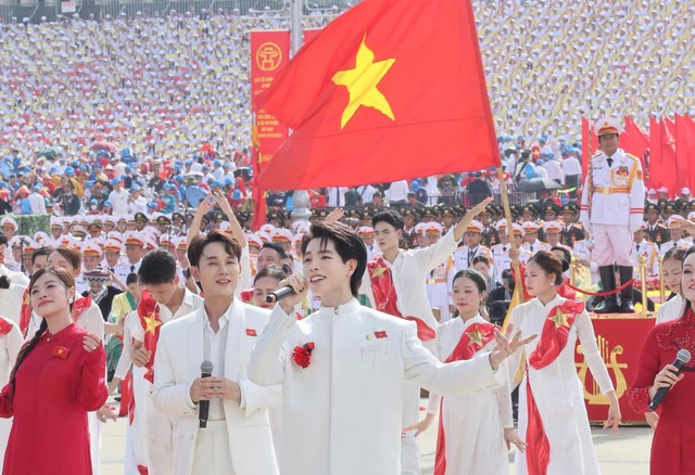 1 Anh Trai là học trò thành công nhất của Mỹ Tâm sẽ đối đầu với "con trai Michael Jackson", fan Việt nức nở!- Ảnh 5.
