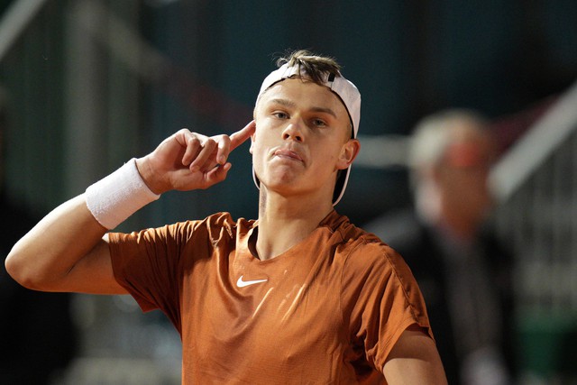 Cô nàng sexy nhất làng tennis khoe được tay vợt nổi tiếng nhắn tin rủ hẹn hò tới 10 lần, người trong cuộc lên tiếng- Ảnh 2.