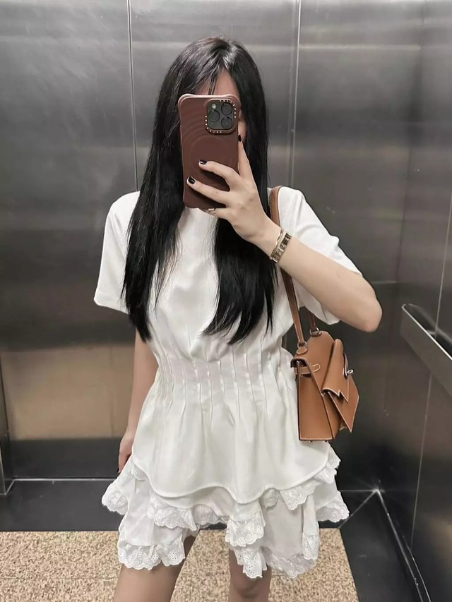 Jennie mặt mộc + diện đồ trắng: U30 mà ngỡ gái 18, xin phép được phong thần!- Ảnh 8.