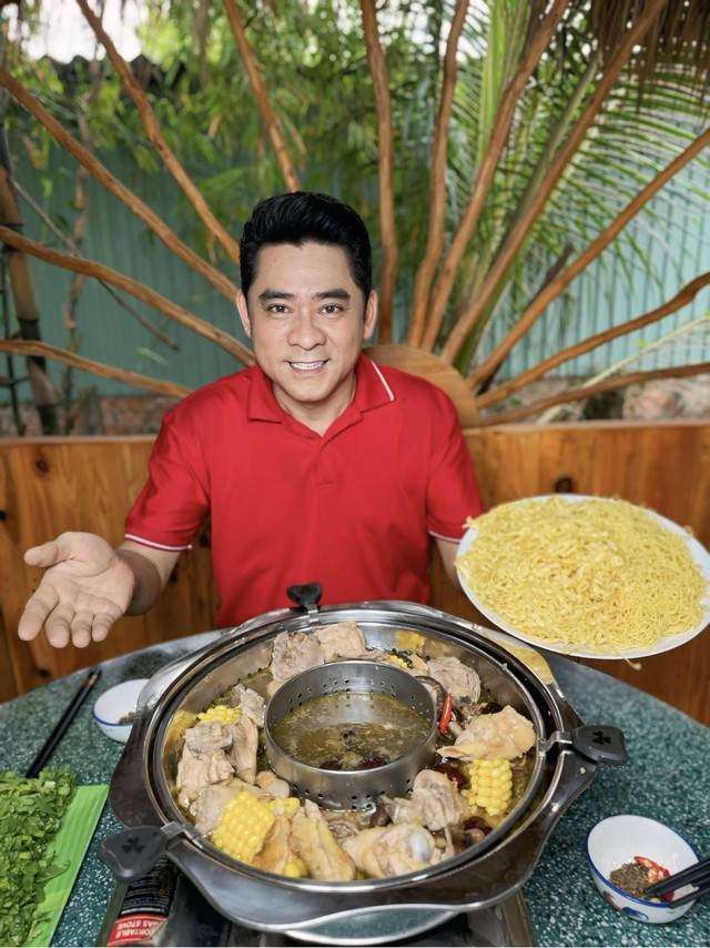 Diễn viên Huỳnh Anh Tuấn "đóng băng" hoàn toàn tài khoản MXH sau khi bị đột quỵ- Ảnh 1.