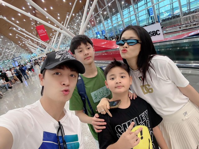 Con trai 14 tuổi của ca sĩ Đăng Khôi, sao y bản chính đến máy photocopy phải "gọi bằng điện thoại"- Ảnh 14.