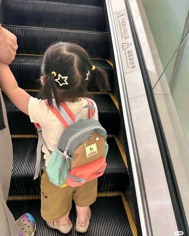 Những kỹ năng bố mẹ cần dạy con để TỰ BẢO VỆ bản thân khi đi lớp - Ảnh 2.