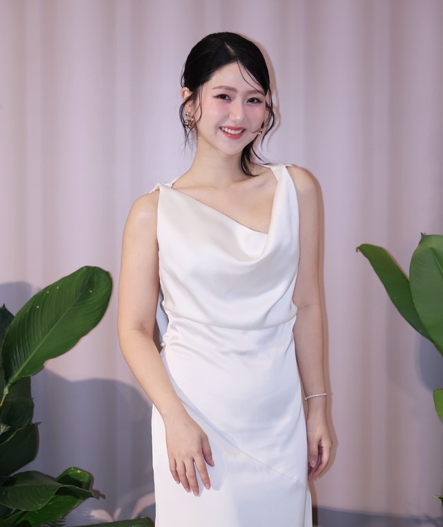 "Tuyệt tác" Việt Nam cao chỉ từ 1m47: Sao A và loạt mỹ nhân đình đám cũng chưa qua nổi 1m60- Ảnh 5.