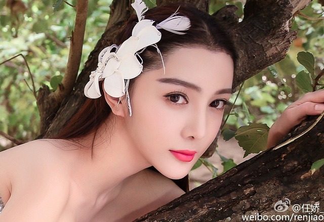 3 cái chết nghi thế lực ngầm nhúng tay ở Cbiz: Vụ ngã lầu của "mỹ nam cổ trang" chưa phải kinh hoàng nhất!- Ảnh 3.