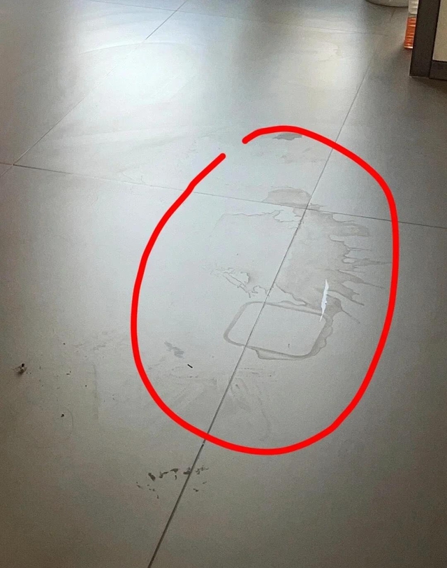 Khuyên thật 5 thiết kế này đừng dại mà làm, kẻo cả đời sống trong "địa ngục" lau chùi- Ảnh 2.