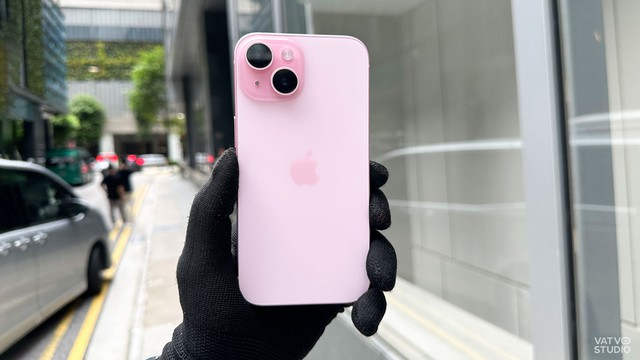 iPhone 17 vừa ra mắt, đâu là mẫu iPhone cũ đáng "xuống tiền" nhất lúc này? - Ảnh 2.