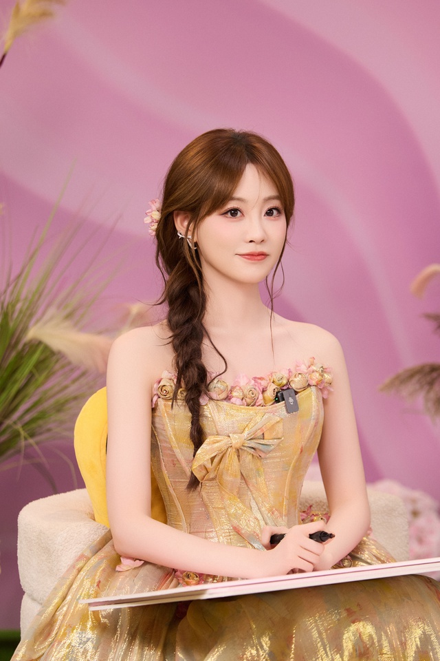 Sao nữ giả tạo bậc nhất showbiz khi phớt lờ ân nhân, “đâm sau lưng” chị em tốt- Ảnh 6.