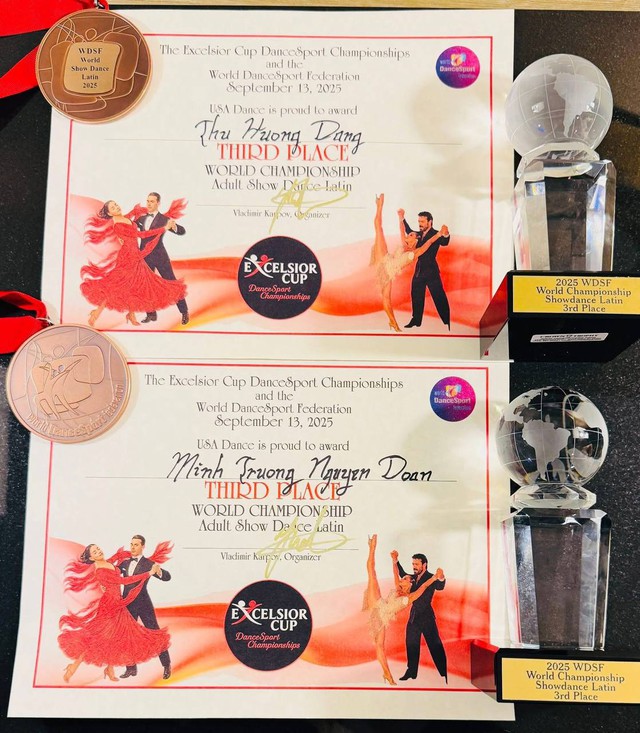 Phan Hiển khoe bảng thành tích 'sĩ hết đời', Thu Hương tiết lộ lý do chọn trang phục thời chiến ra đấu trường quốc tế- Ảnh 5.