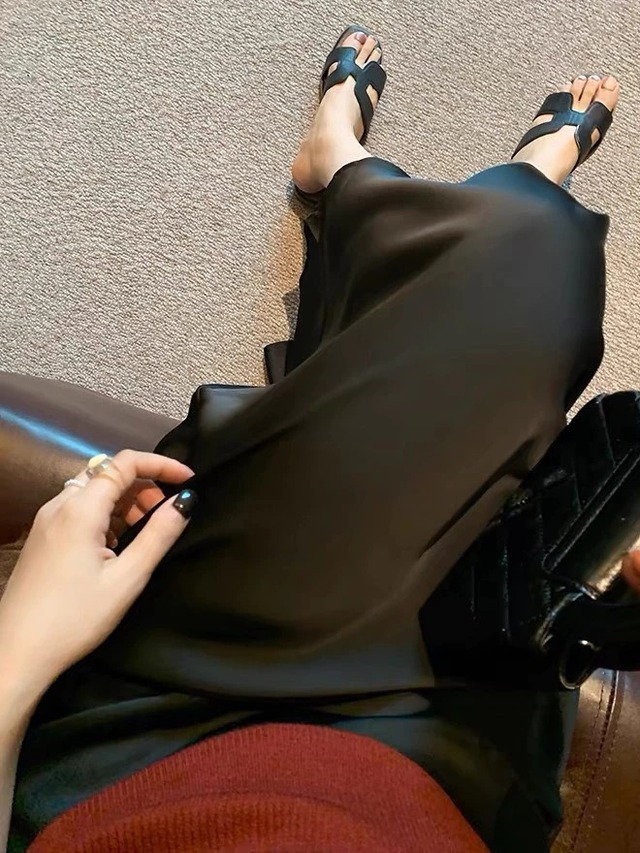 Người phụ nữ Nhật 56 tuổi hot nhất Instagram: Tóc ngắn, mặc sang, khí chất ngang hàng minh tinh thế giới- Ảnh 16.
