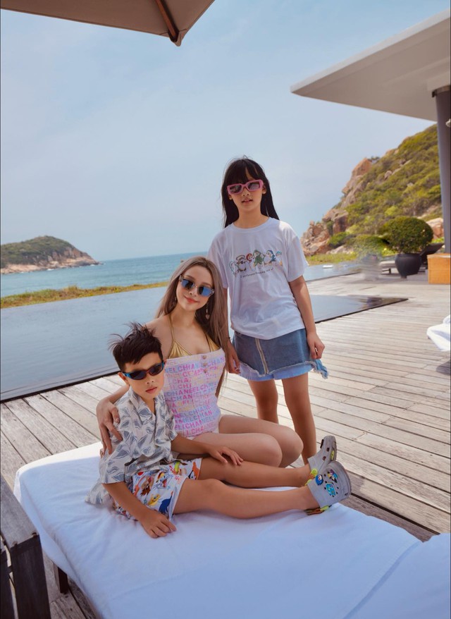 Đại thiếu gia 8 tuổi có mẹ là "búp bê không tuổi", bố là chủ chuỗi khách sạn nổi tiếng TP.HCM- Ảnh 3.