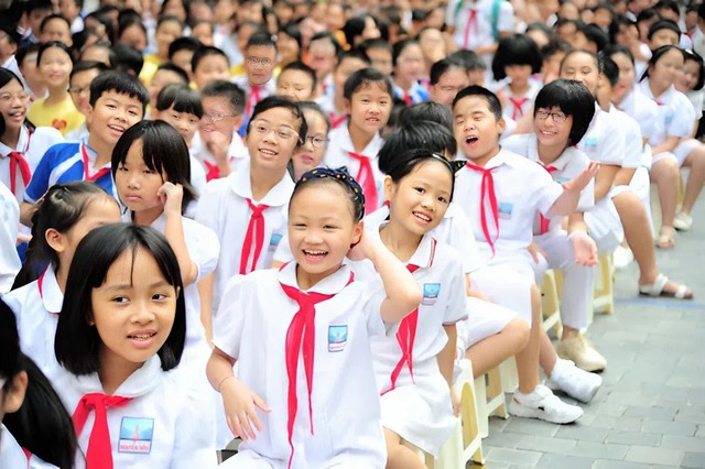 Thống nhất bộ sách giáo khoa từ năm 2026-2027, cung cấp miễn phí từ năm 2030: Tin vui cho phụ huynh toàn quốc!- Ảnh 1.