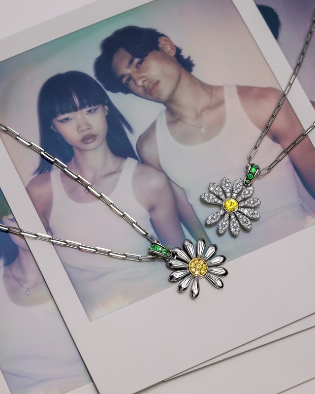 Vợ Cường Đô La mua dây chuyền 300 triệu để "đu idol" GD- Ảnh 5. Vợ Cường Đô La mua dây chuyền 300 triệu để "đu idol" GD- Ảnh 5.