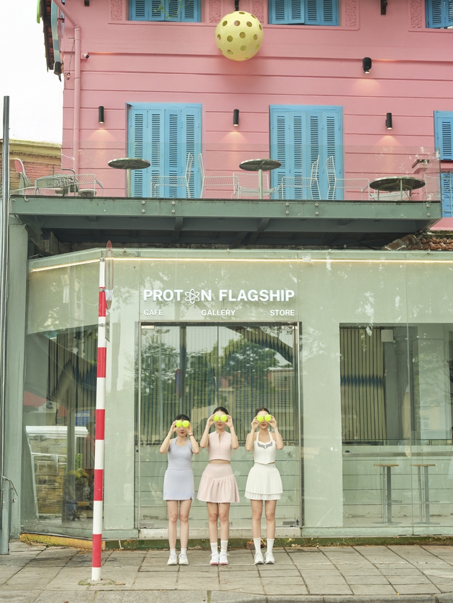 Proton Flagship Store: Tổ hợp mua sắm, cafe và art gallery đầu tiên cho cộng đồng pickleball Hà Nội- Ảnh 1.