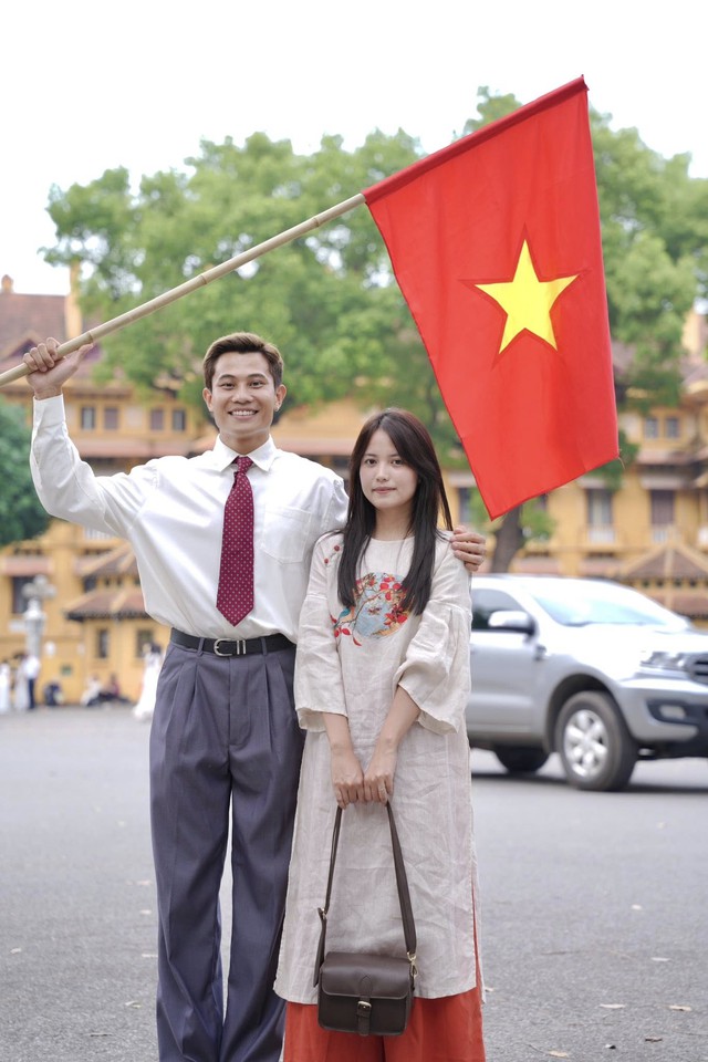 Chuyện tình “cảm lạnh” của đội trưởng Tạ trong Mưa Đỏ và cô em khóa dưới- Ảnh 3.