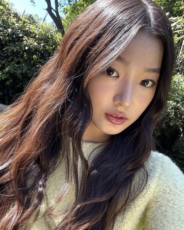 Mỹ nhân chỉ cần 7 giây để viral khắp cõi mạng, mọi idol Kpop phải ghen tỵ vì điều này- Ảnh 5.