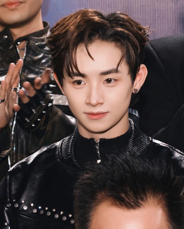 1 nhân vật “tàng hình” trong MV chủ đề, vocalist bị rapper áp đảo để lộ điểm yếu của Anh Trai Say Hi mùa 2- Ảnh 8.