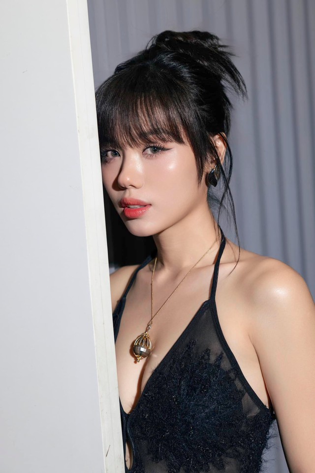 Cô tiếp viên hàng không trên "chuyến bay sinh tử" đang hot nhất Việt Nam: "Trâm Anh ơi, em đẹp quá"- Ảnh 6.