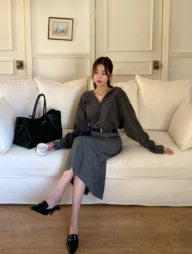 10 set đồ màu trầm đúng chất thu dành cho nàng thích sự trang nhã, sang trọng- Ảnh 2.