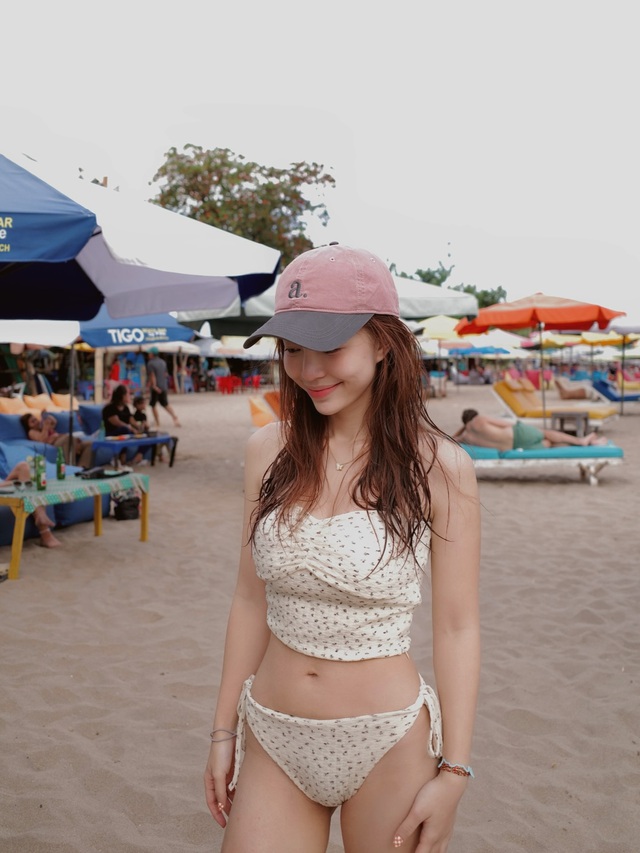 Mẫn Tiên "xả kho" loạt ảnh bikini nóng bỏng, chứng minh đẳng cấp "bộ ba sát thủ" ngày nào- Ảnh 4. Mẫn Tiên "xả kho" loạt ảnh bikini nóng bỏng, chứng minh đẳng cấp "bộ ba sát thủ" ngày nào- Ảnh 4.