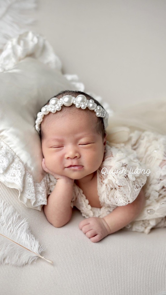 Quỳnh Lương vừa đẻ được 1 tháng đã vội lên tiếng về tin không muốn có con- Ảnh 4. Quỳnh Lương vừa đẻ được 1 tháng đã vội lên tiếng về tin không muốn có con- Ảnh 4.