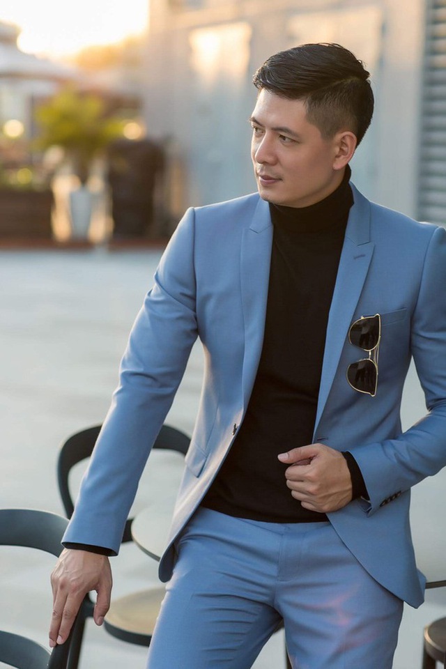 Nam thần Việt xa rời showbiz: Sống thầm lặng bên vợ đại gia, nhan sắc tụt dốc, phát tướng khiến ai cũng tiếc hùi hụi- Ảnh 11. Nam thần Việt xa rời showbiz: Sống thầm lặng bên vợ đại gia, nhan sắc tụt dốc, phát tướng khiến ai cũng tiếc hùi hụi- Ảnh 11.