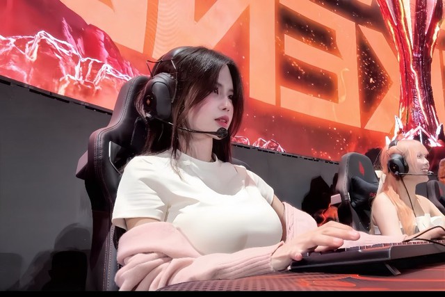 YuGi Kiều Oanh "cực cháy" tại LCP 2025, fan nam lo lắng team đối thủ phải thở oxi gấp- Ảnh 3.