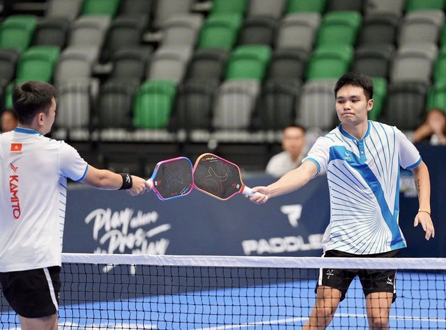 Trước ngày đấu PPATour Asia Malaysia Cup, tay vợt số 1 châu Á hé lộ sân pickleball mới toanh, logo cực chất- Ảnh 1.