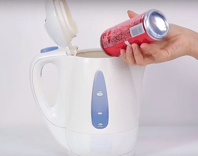 Lạy trời sống 40 năm mới biết 5 mẹo "quý hơn vàng": Giúp nhà sạch như mới xây, không tốn mồ hôi dọn dẹp!- Ảnh 2.