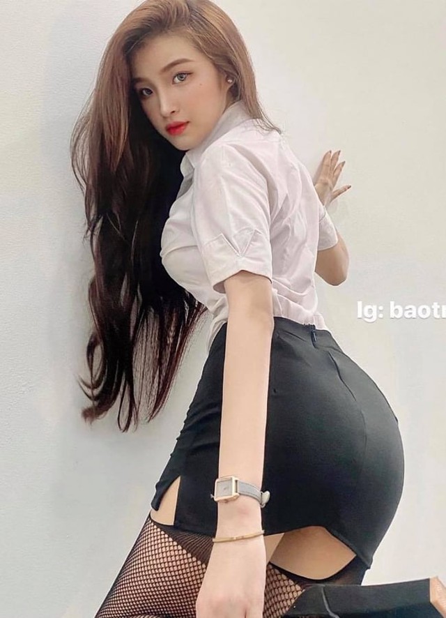 Bị hỏi thẳng chuyện có hay không bán hình nhạy cảm, hot girl Instagram "thở dài"- Ảnh 2.