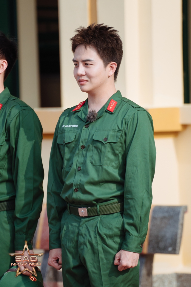 Tập 8 Sao Nhập Ngũ 2025: Duy Khánh - Diệu Nhi "tấu hài" đỡ không nổi, Chi Pu khiến cả dàn cast kinh ngạc!- Ảnh 7.