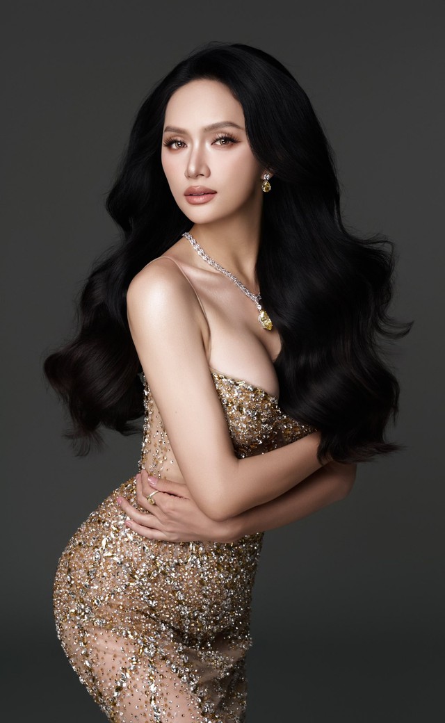 Chủ tịch Miss Universe Vietnam tuyên bố: "Hương Giang là thí sinh mạnh nhất"- Ảnh 2.