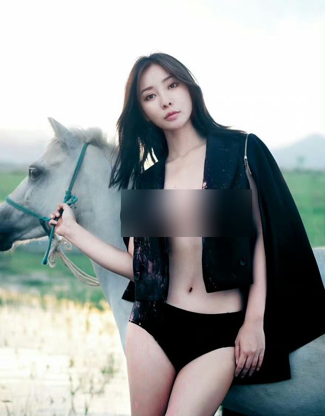 Mỹ nhân sở hữu body bốc lửa nhất showbiz nhưng không ai muốn cưới- Ảnh 2.