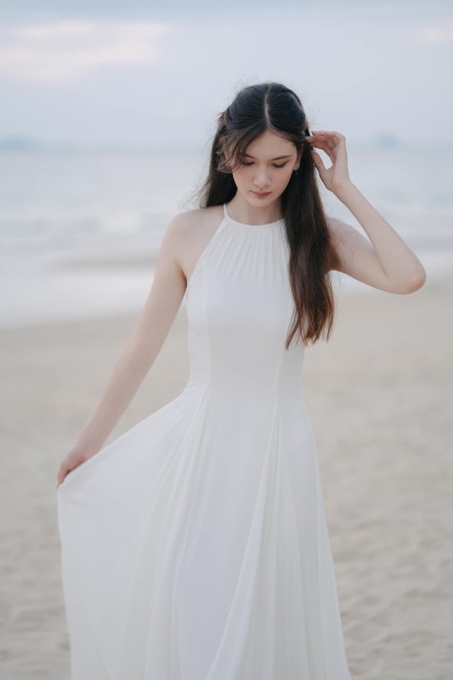 Em gái thủ môn Lâm Tây tuổi 18: Xinh đẹp trong trẻo, cao gần 1m80, chân dài eo thon, visual nổi bần bật- Ảnh 10.