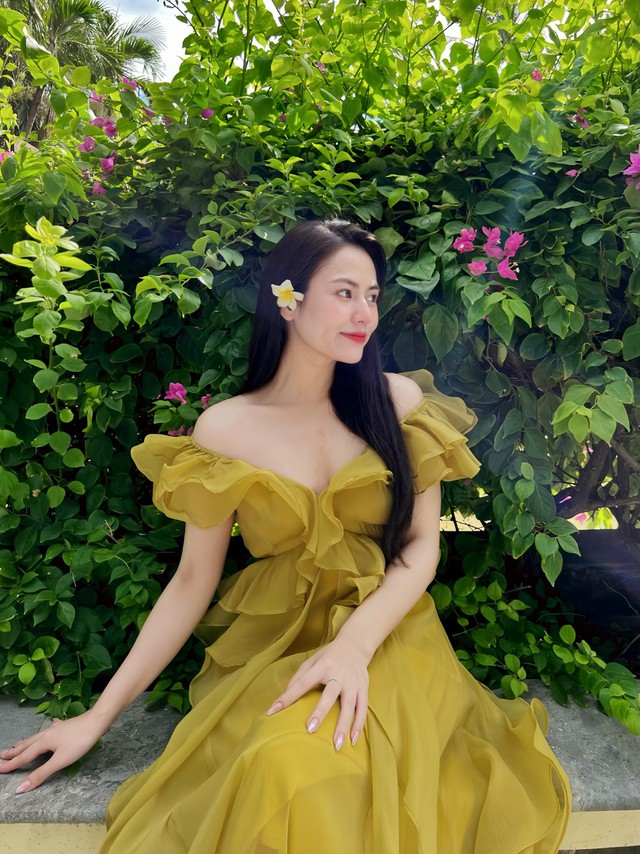 Đời thực xinh nhất của "cô hàng xóm" đã có chồng vẫn khiến tổng tài sở hữu du thuyền si mê- Ảnh 13.