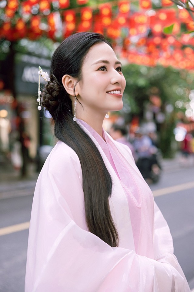 Đời thực xinh nhất của "cô hàng xóm" đã có chồng vẫn khiến tổng tài sở hữu du thuyền si mê- Ảnh 14.